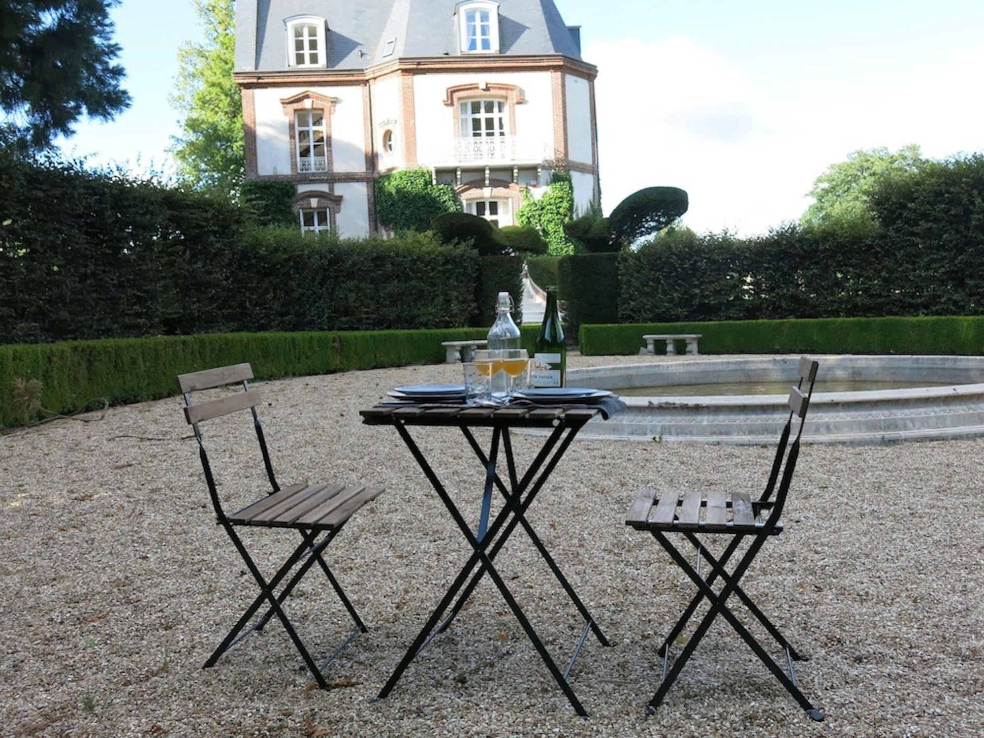 Chateau De Bouelles Bed & Breakfast Neufchâtel-en-Bray Екстериор снимка